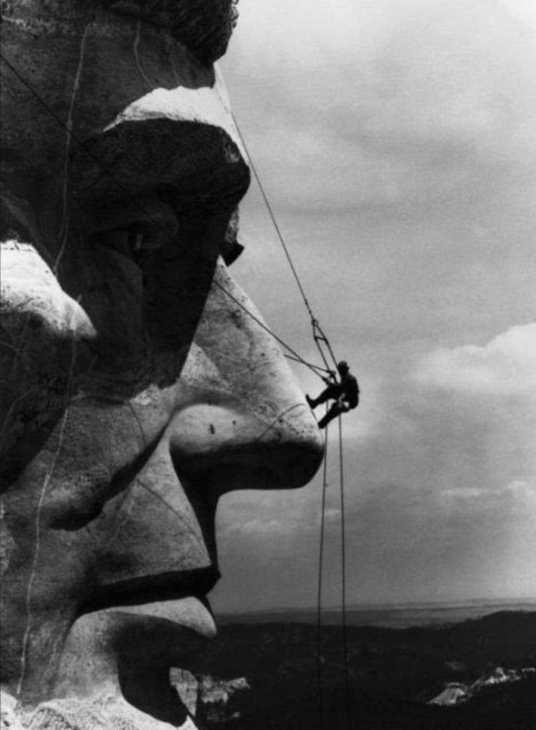 man in mt rushmore nose